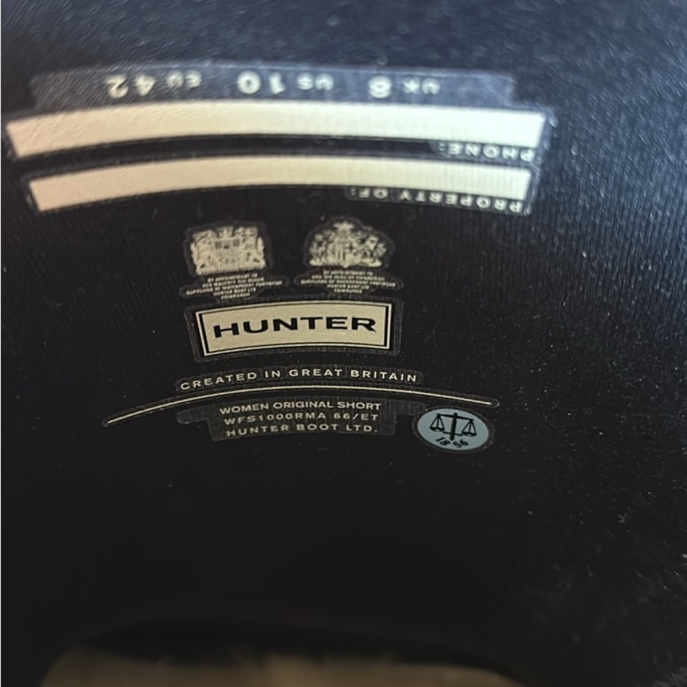 Hunter rain boots. Short. Size 10. Worn one time - Picture 4 of 4